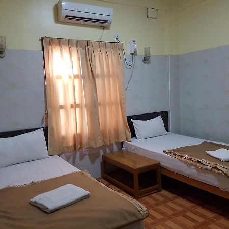 Shwe Eain Si Guest House - Burmese Only Myeik Luaran gambar