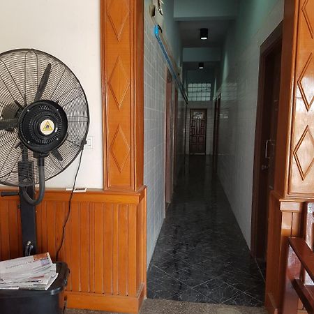 Shwe Eain Si Guest House - Burmese Only Myeik Luaran gambar