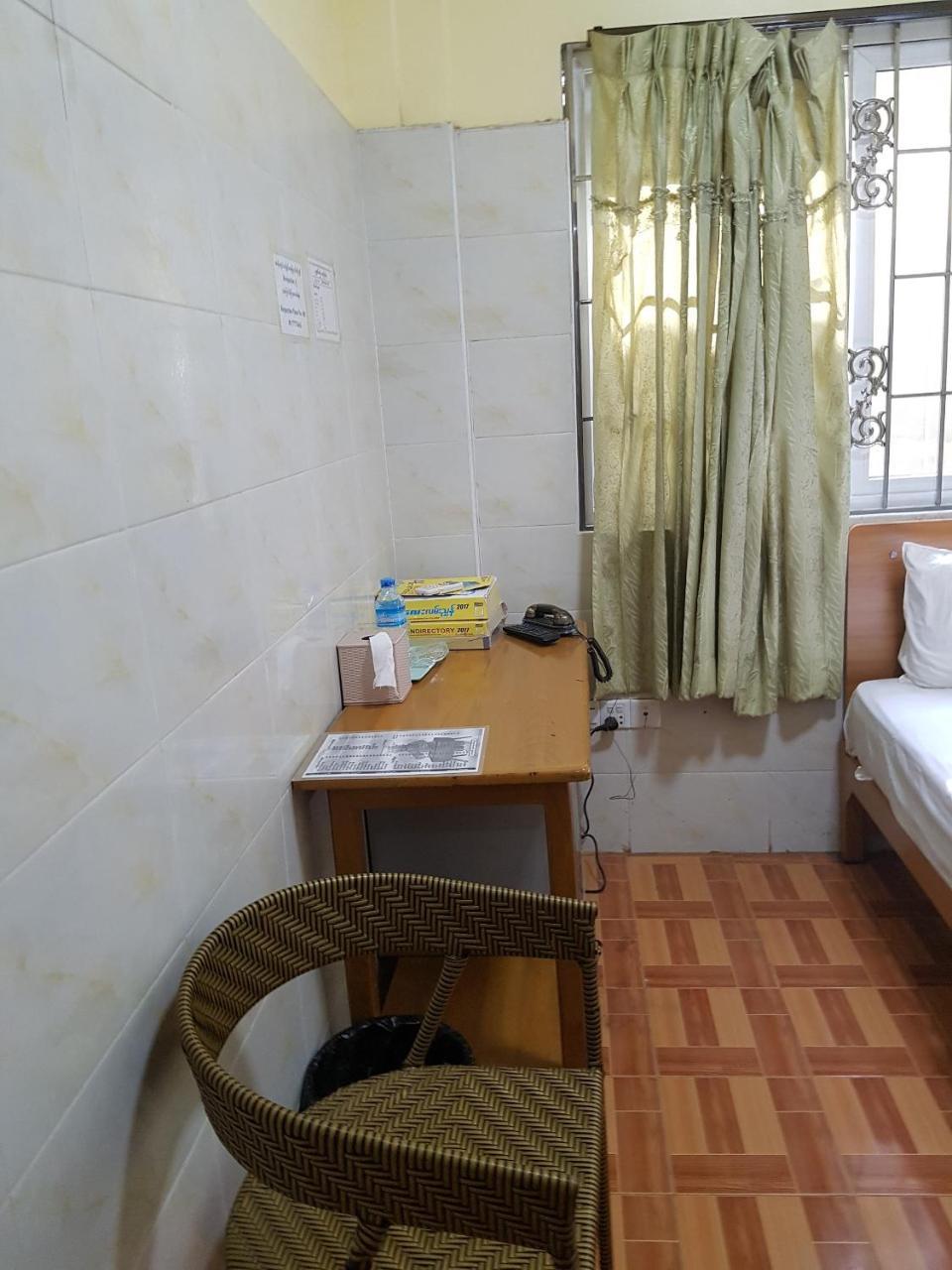 Shwe Eain Si Guest House - Burmese Only Myeik Luaran gambar